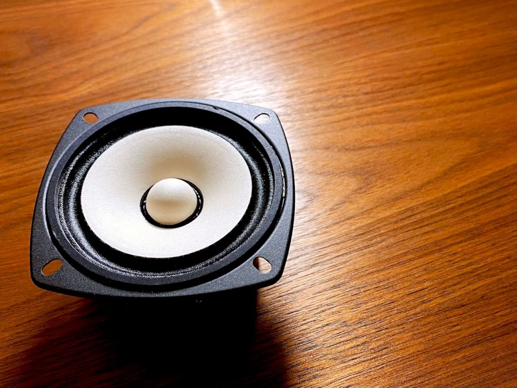 Fostex FE83NV の小さなバックロードを考えてみた | Speaker Factory 